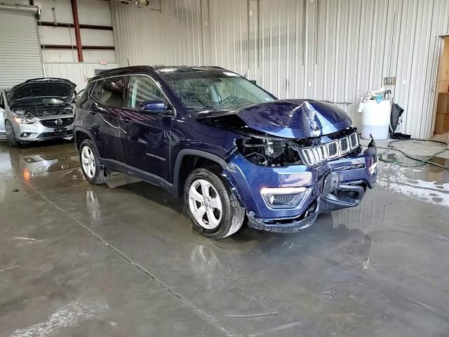 2018 Jeep Compass Latitude VIN: 3C4NJDBB4JT250046 Lot: 76878004