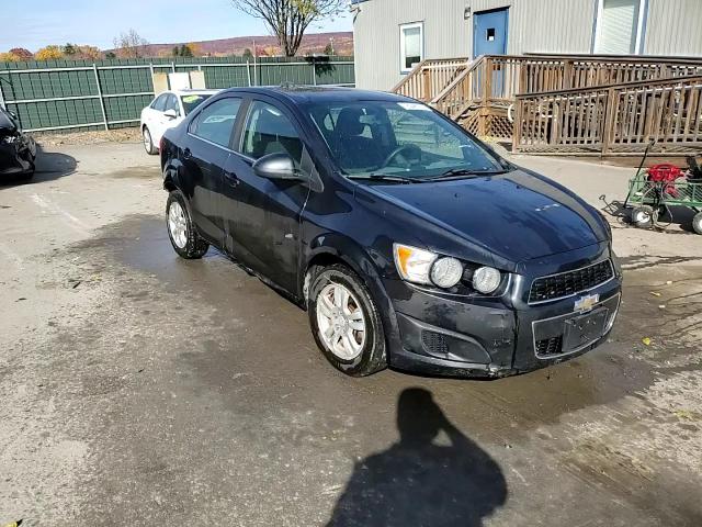 2015 Chevrolet Sonic - Image 14