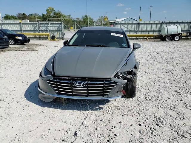 2022 Hyundai Sonata - Image 13