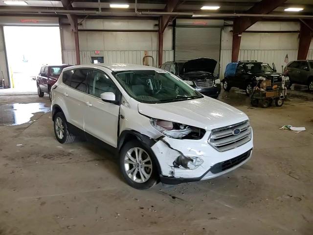 1FMCU0G98HUB78650 2017 Ford Escape Se