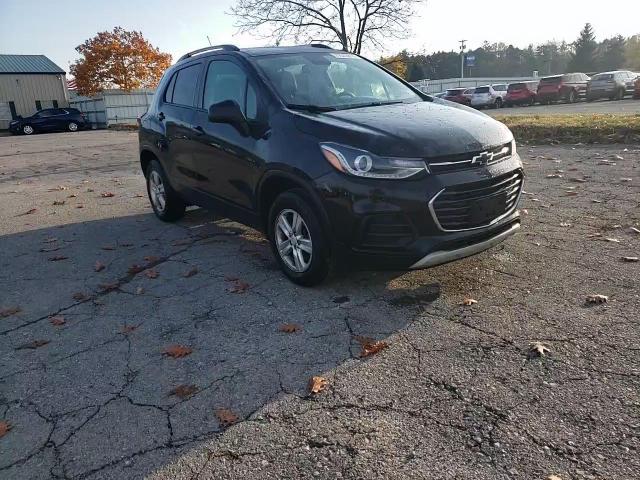 2021 Chevrolet Trax - Image 13