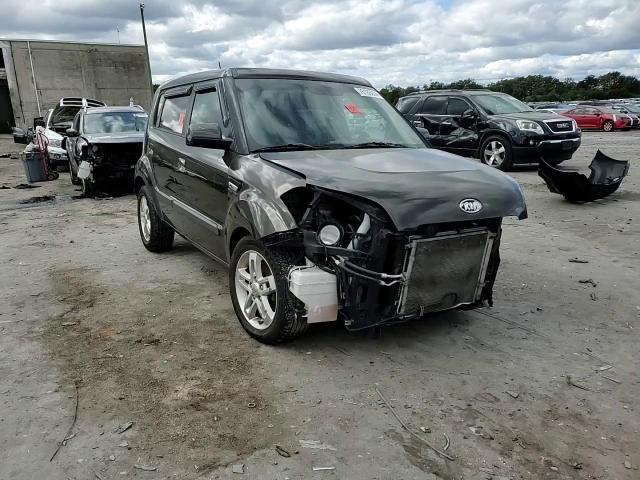 2010 Kia Soul + VIN: KNDJT2A27A7114643 Lot: 76186804