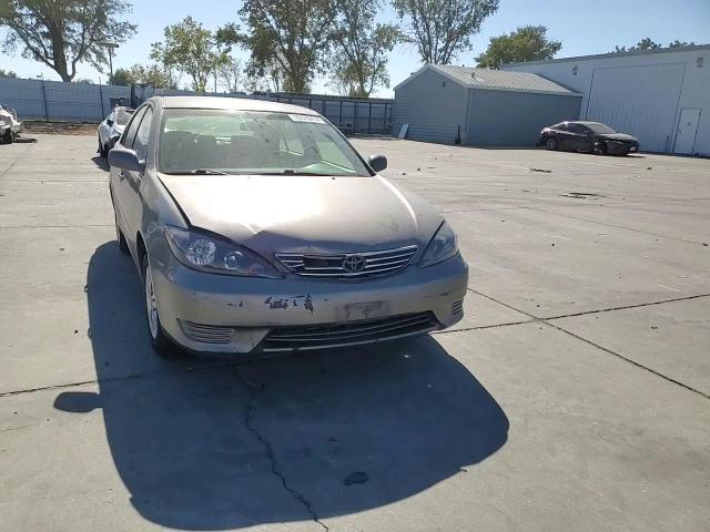 2005 Toyota Camry Le VIN: 4T1BF30K75U596567 Lot: 76576414