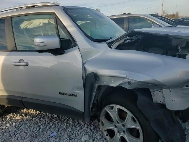 2015 Jeep Renegade - Image 12