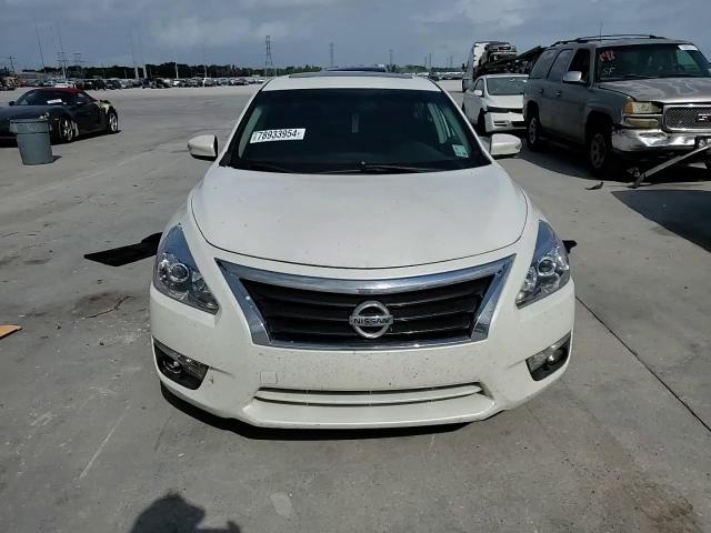 2013 Nissan Altima - Image 11