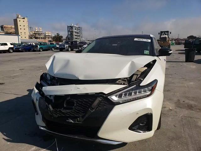 2019 Nissan Maxima - Image 11