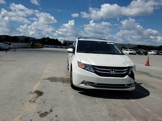 2015 Honda Odyssey - Image 14
