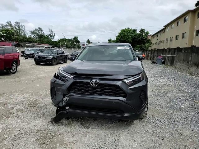 2024 Toyota RAV 4 - Image 11