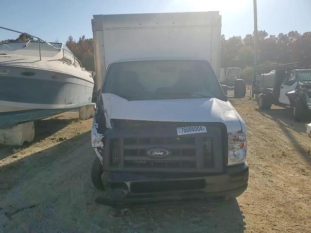 2018 Ford Econoline E350 Super Duty Cutaway Van VIN: 1FDWE3FS9JDC33449 Lot: 76086004