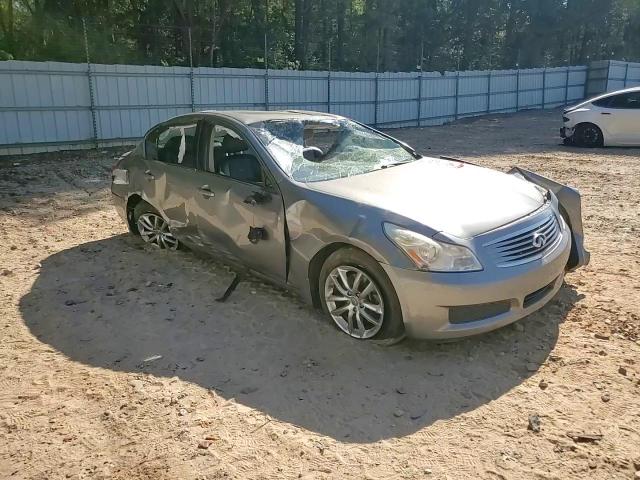 2009 Infiniti G - Image 11