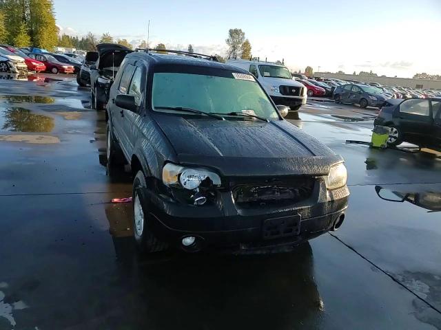 2007 Ford Escape - Image 10