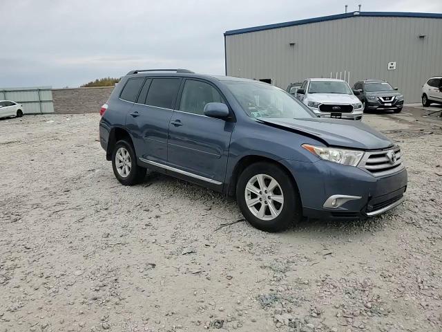 2013 Toyota Highlander Base VIN: 5TDBK3EH9DS263657 Lot: 75621514