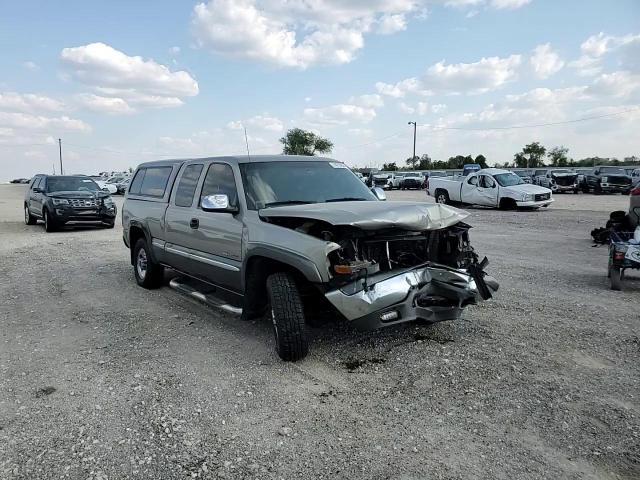 2000 GMC New Sierra K2500 VIN: 1GTGK29U6YE402937 Lot: 74710934