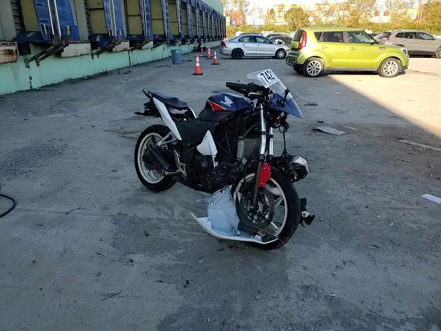 2012 Honda Cbr250 R VIN: MLHMC4108C5203561 Lot: 74212904