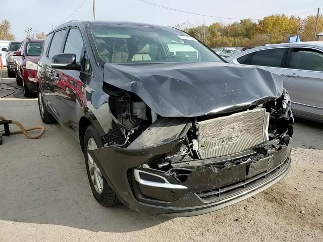 2020 Kia Sedona Lx VIN: KNDMB5C14L6605587 Lot: 77823774