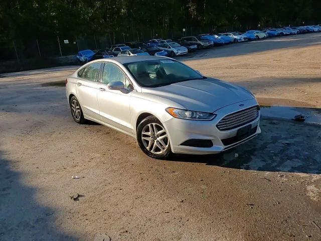 2016 Ford Fusion - Image 13