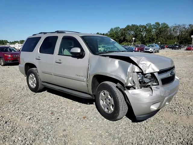 2007 Chevrolet Tahoe - Image 11
