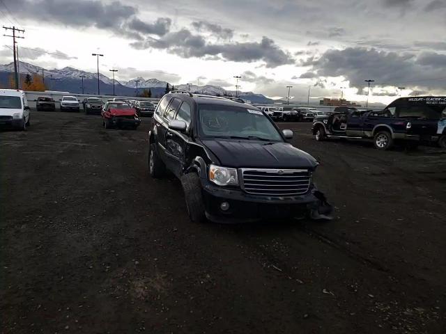 2008 Chrysler Aspen - Image 12