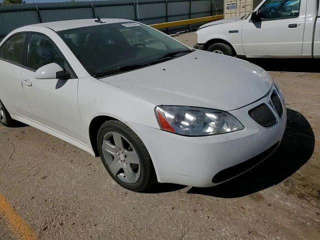 2010 Pontiac G6 - Image 11