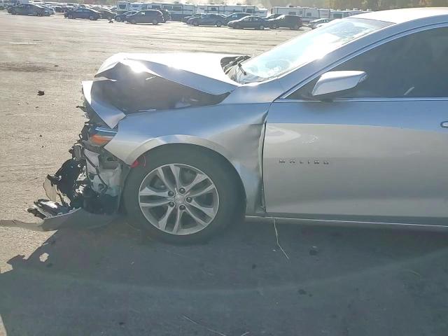 2018 Chevrolet Malibu - Image 14