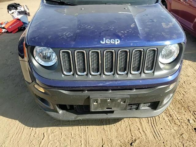 2018 Jeep Renegade - Image 12