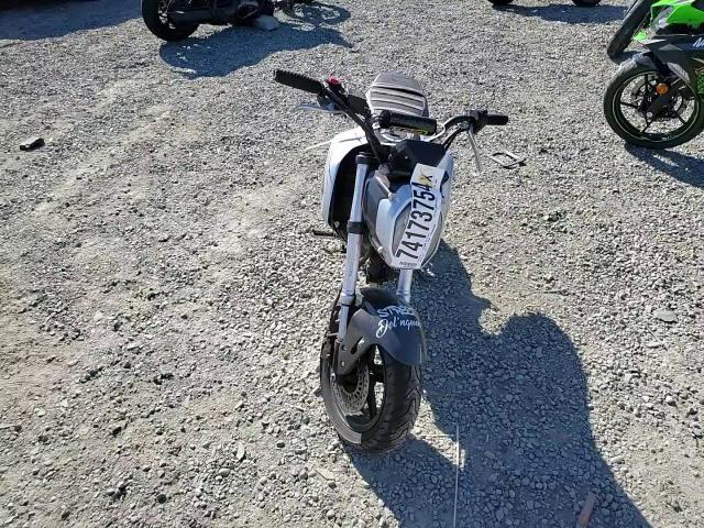 2023 Honda Grom 125 VIN: MLHJC9211P5100091 Lot: 74173754