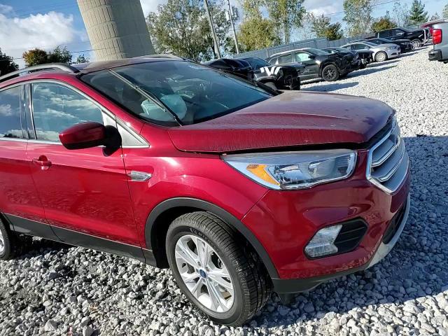 1FMCU9GD9JUD48626 2018 Ford Escape Se