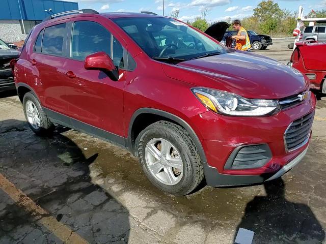 KL7CJPSM0NB532988 2022 Chevrolet Trax 1Lt