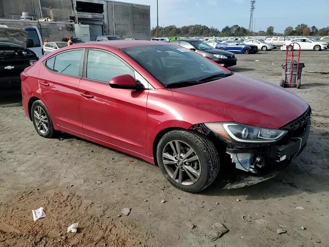 2017 Hyundai Elantra - Image 11