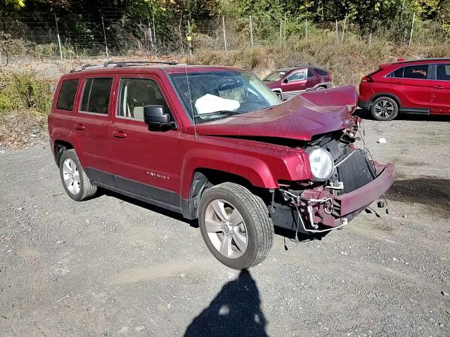 2014 Jeep Liberty (Patriot) - Image 12