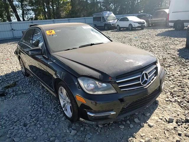 2014 Mercedes-Benz C 250 VIN: WDDGF4HB5EA963914 Lot: 75226894