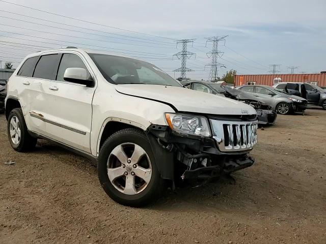 2011 Jeep Grand Cherokee - Image 10