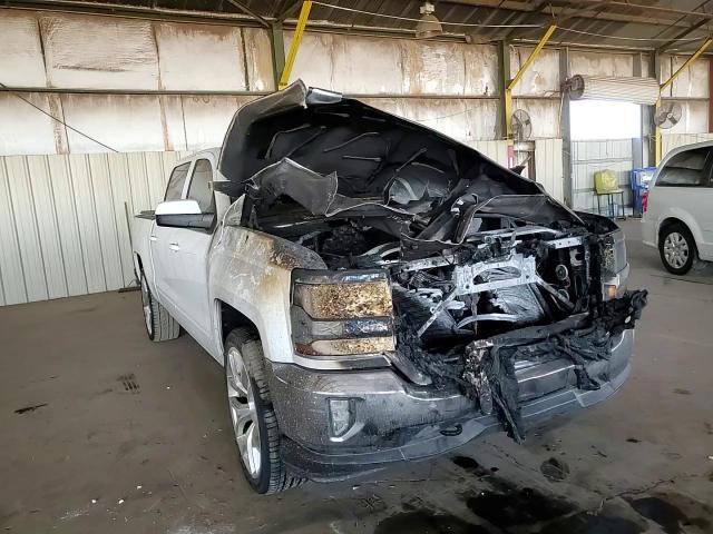2017 Chevrolet Silverado - Image 10