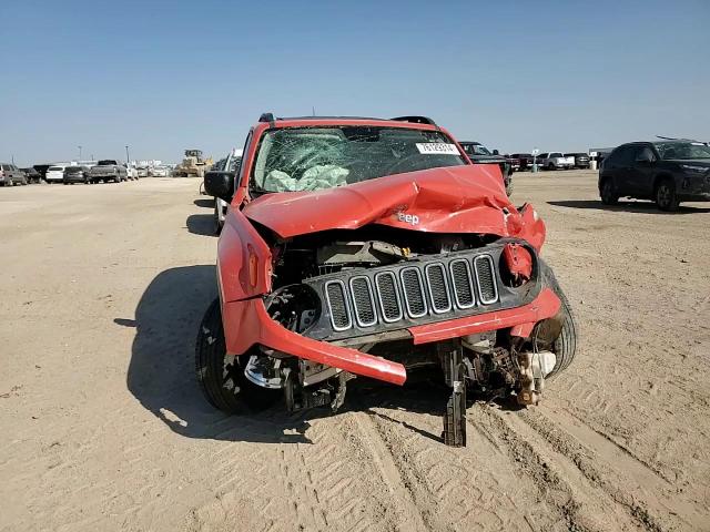 2017 Jeep Renegade - Image 12