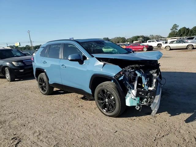 2022 Toyota RAV 4 - Image 12