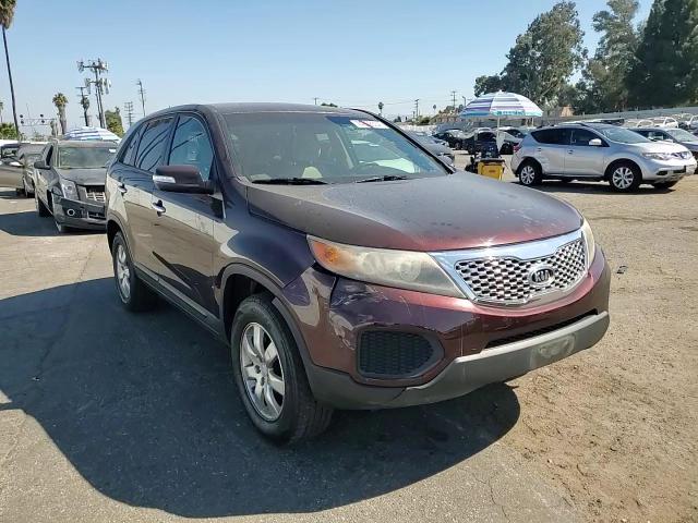 2011 Kia Sorento Base VIN: 5XYKT3A18BG070593 Lot: 74992304