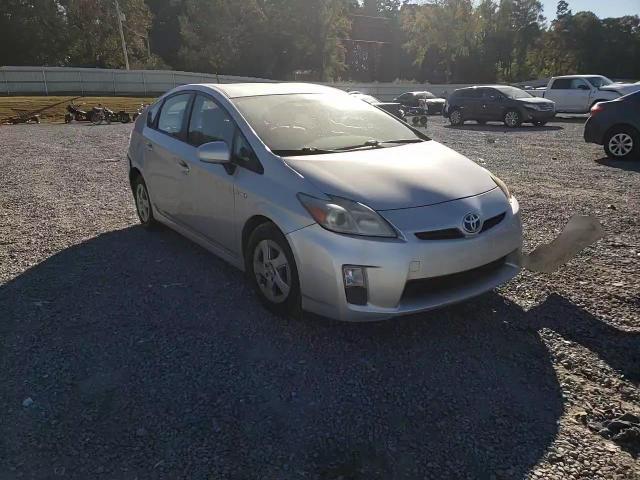 2010 Toyota Prius - Image 11