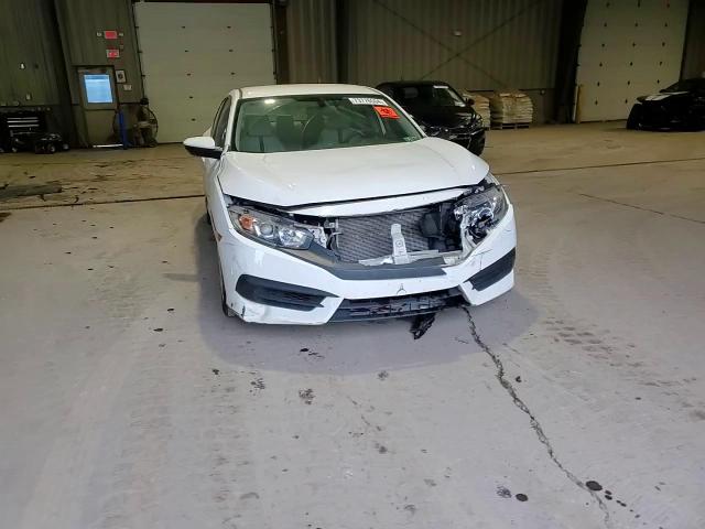 2HGFC2F50JH530080 2018 Honda Civic Lx