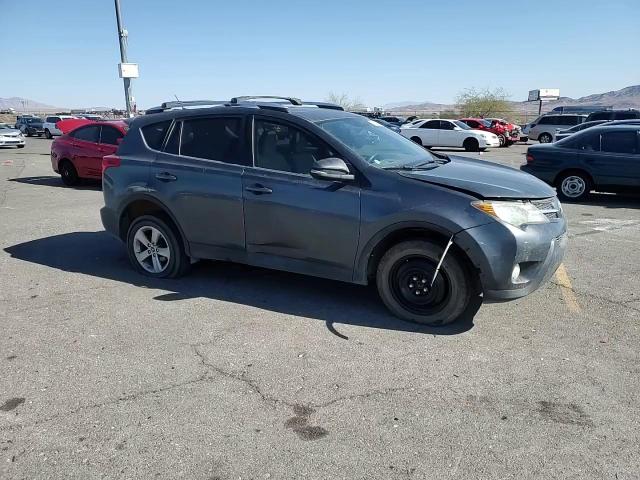 2015 Toyota RAV 4 - Image 11