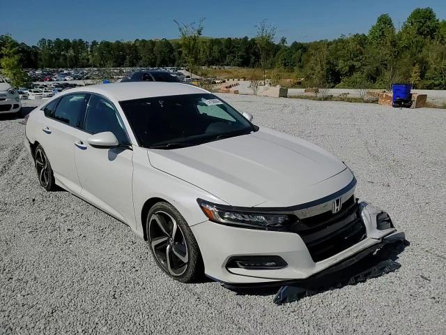 1HGCV1F39JA255815 2018 Honda Accord Sport