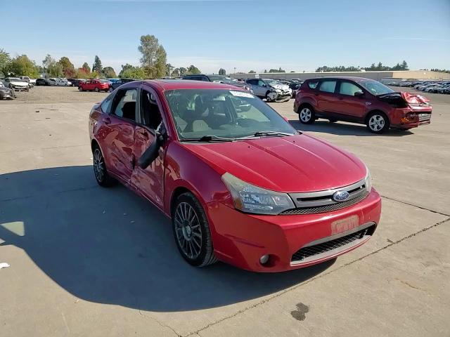 2010 Ford Focus - Image 11