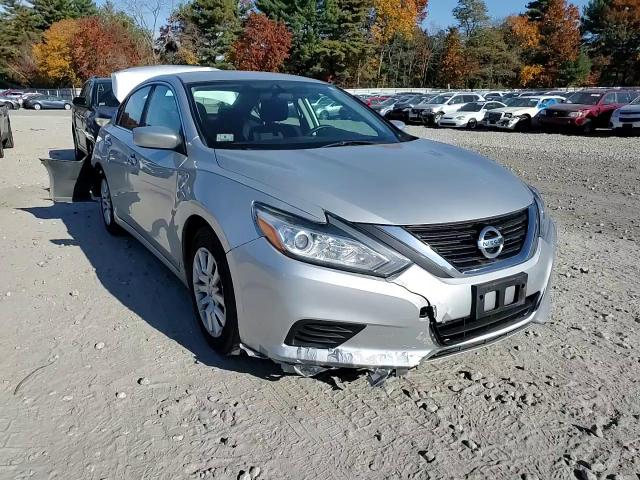 2016 Nissan Altima - Image 11