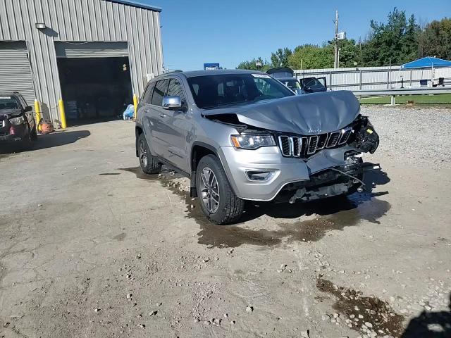2019 Jeep Grand Cherokee - Image 14