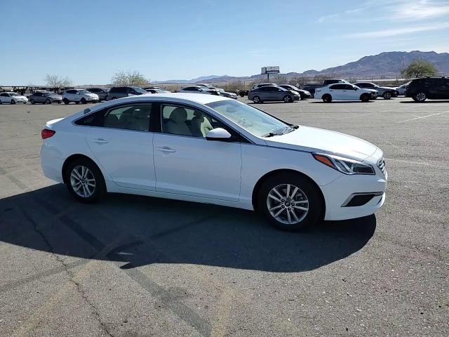 2017 Hyundai Sonata Se VIN: 5NPE24AF6HH562087 Lot: 78661014