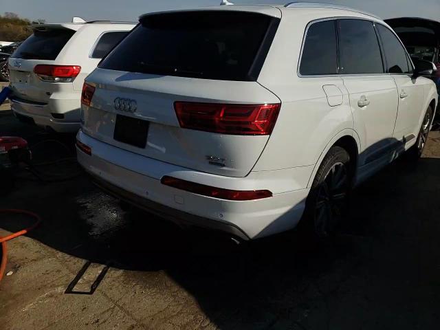 2017 Audi Q7 Prestige VIN: WA1VAAF77HD010004 Lot: 77880964