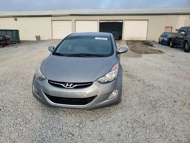 2012 Hyundai Elantra - Image 14