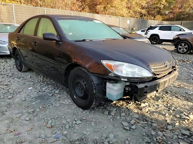 2004 Toyota Camry Le VIN: 4T1BE30K34U811928 Lot: 78306214