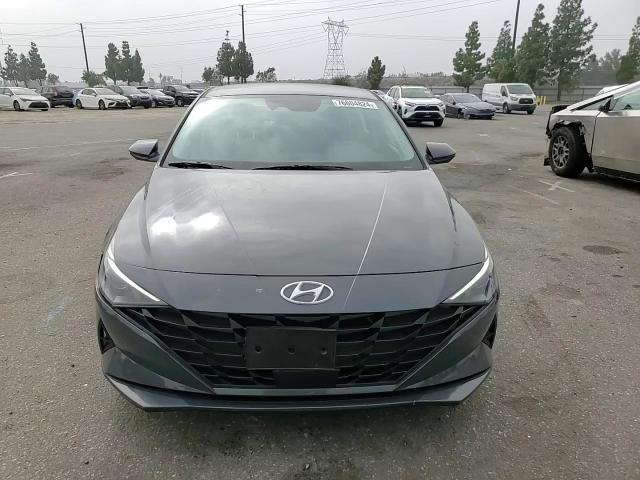 2023 Hyundai Elantra - Image 11