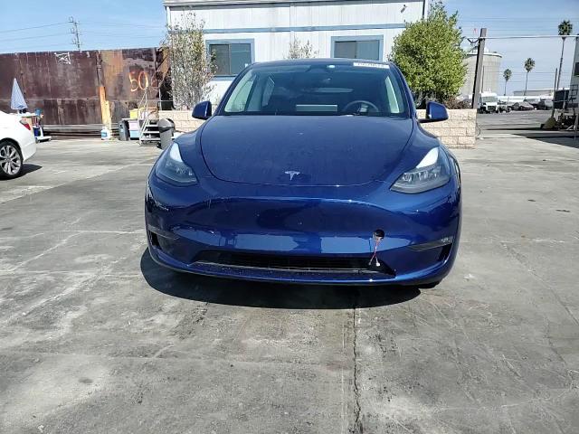 2024 Tesla Model Y VIN: 7SAYGDEE1RF073499 Lot: 75570674