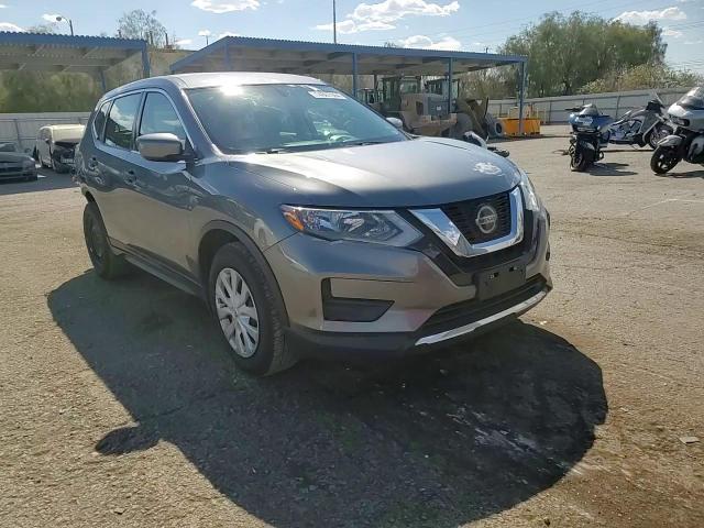 5N1AT2MT9JC752092 2018 Nissan Rogue S